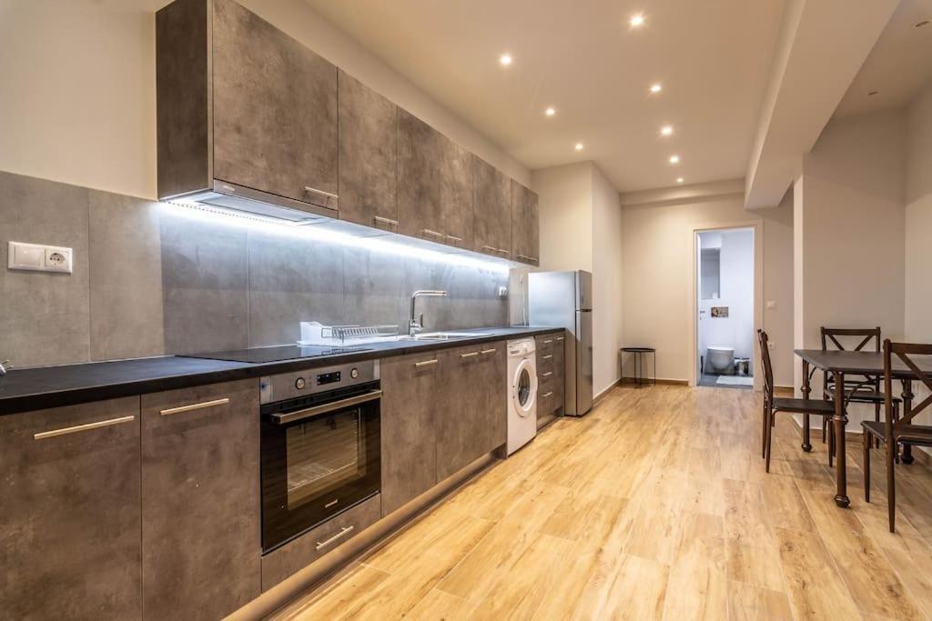 Appartement Pollys Place à Athènes Extérieur photo